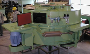 Raw material mixer